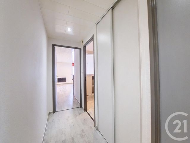 Appartement F2 à louer - 2 pièces - 39.75 m2 - REMIREMONT - 88 - LORRAINE - Century 21 Monts Et Vallées
