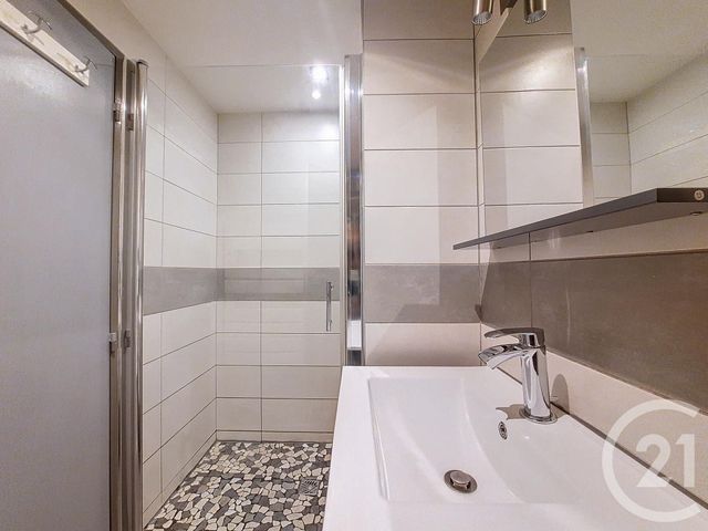 Appartement F2 à louer - 2 pièces - 39.75 m2 - REMIREMONT - 88 - LORRAINE - Century 21 Monts Et Vallées