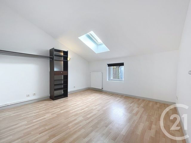 Appartement F3 à louer - 3 pièces - 85.53 m2 - EPINAL - 88 - LORRAINE - Century 21 Monts Et Vallées
