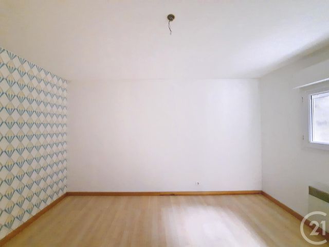 Appartement F2 à louer - 2 pièces - 45.72 m2 - REMIREMONT - 88 - LORRAINE - Century 21 Monts Et Vallées