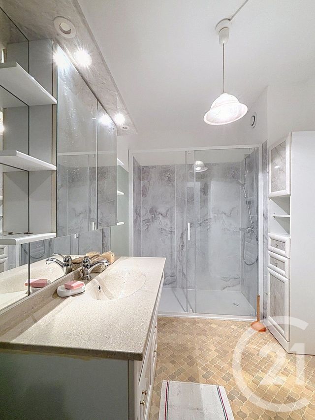 Appartement F3 à louer - 3 pièces - 68.15 m2 - REMIREMONT - 88 - LORRAINE - Century 21 Monts Et Vallées