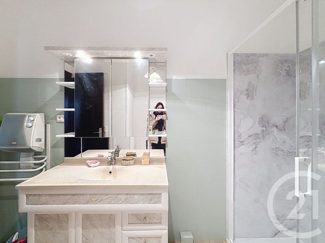 Appartement F3 à louer - 3 pièces - 68.15 m2 - REMIREMONT - 88 - LORRAINE - Century 21 Monts Et Vallées