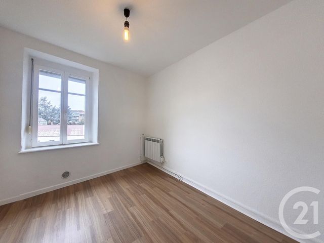 Appartement F2 à louer - 2 pièces - 42.16 m2 - REMIREMONT - 88 - LORRAINE - Century 21 Monts Et Vallées