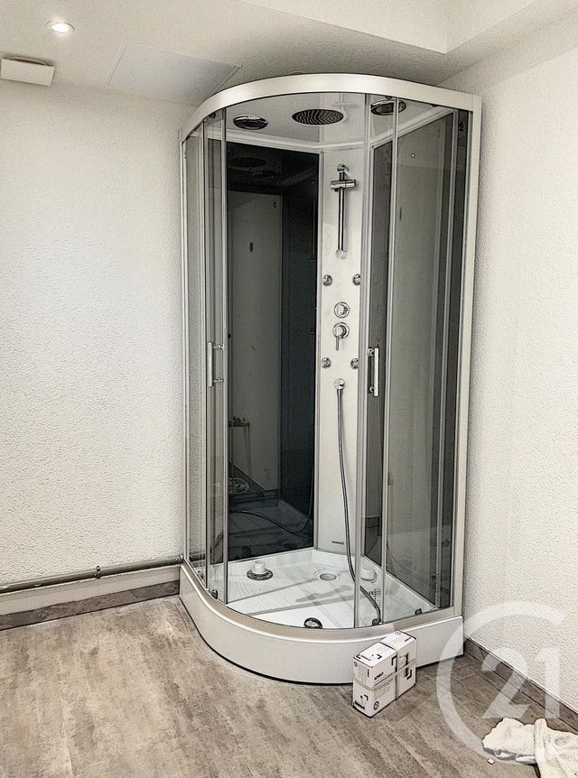 Appartement F3 à louer - 3 pièces - 62.0 m2 - POUXEUX - 88 - LORRAINE - Century 21 Monts Et Vallées