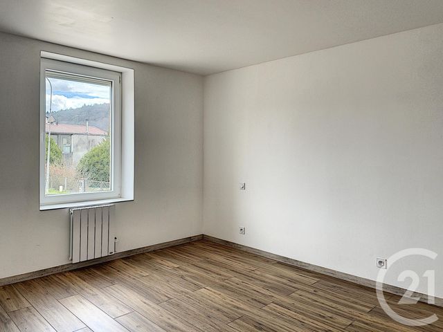 Appartement F3 à louer - 3 pièces - 62.0 m2 - POUXEUX - 88 - LORRAINE - Century 21 Monts Et Vallées