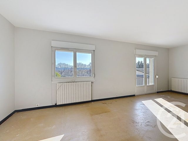 Appartement F3 à louer - 3 pièces - 83.61 m2 - ST NABORD - 88 - LORRAINE - Century 21 Monts Et Vallées