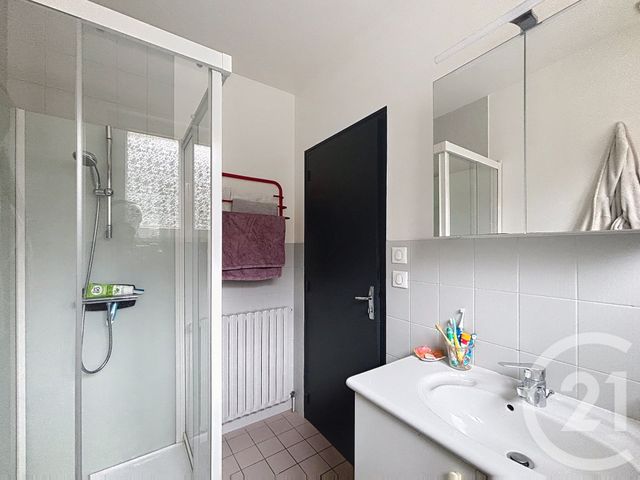 Appartement F3 à louer - 3 pièces - 83.61 m2 - ST NABORD - 88 - LORRAINE - Century 21 Monts Et Vallées