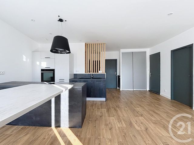 Appartement F3 à louer - 3 pièces - 65.08 m2 - REMIREMONT - 88 - LORRAINE - Century 21 Monts Et Vallées