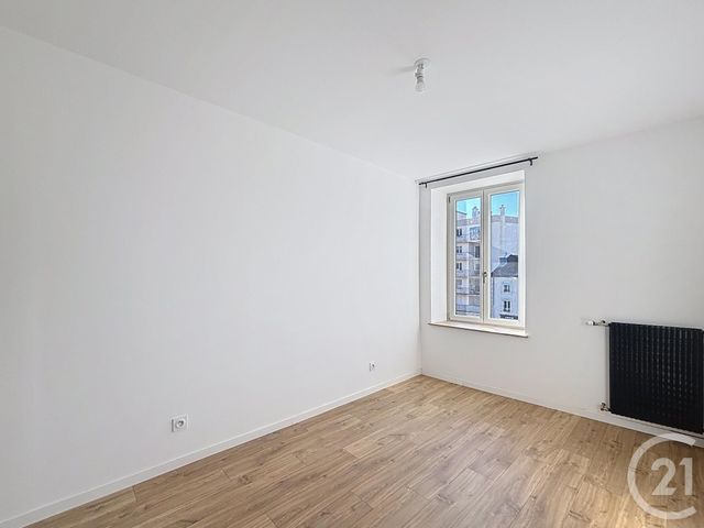 Appartement F3 à louer - 3 pièces - 65.08 m2 - REMIREMONT - 88 - LORRAINE - Century 21 Monts Et Vallées