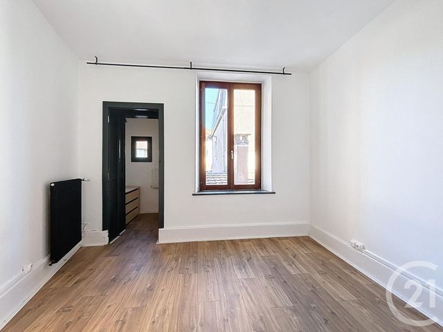 Appartement F3 à louer - 3 pièces - 65.08 m2 - REMIREMONT - 88 - LORRAINE - Century 21 Monts Et Vallées