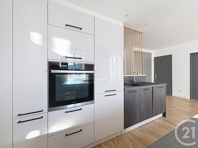 Appartement F3 à louer - 3 pièces - 65.08 m2 - REMIREMONT - 88 - LORRAINE - Century 21 Monts Et Vallées