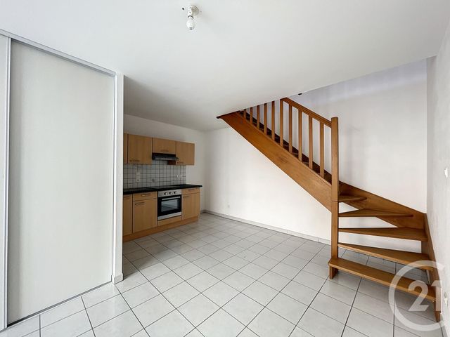 Appartement Duplex à louer - 2 pièces - 44.86 m2 - REMIREMONT - 88 - LORRAINE - Century 21 Monts Et Vallées