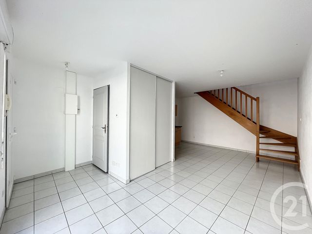 Appartement Duplex à louer - 2 pièces - 44.86 m2 - REMIREMONT - 88 - LORRAINE - Century 21 Monts Et Vallées