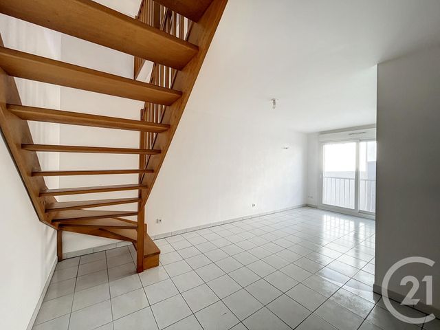 Appartement Duplex à louer - 2 pièces - 44.86 m2 - REMIREMONT - 88 - LORRAINE - Century 21 Monts Et Vallées