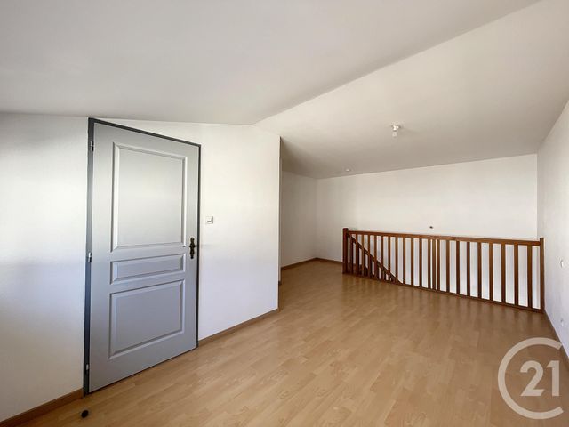 Appartement Duplex à louer - 2 pièces - 44.86 m2 - REMIREMONT - 88 - LORRAINE - Century 21 Monts Et Vallées