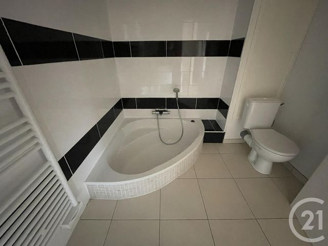 Appartement F2 à louer - 2 pièces - 46.39 m2 - EPINAL - 88 - LORRAINE - Century 21 Monts Et Vallées