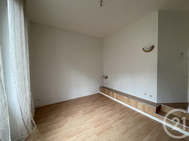 Appartement F2 à louer - 2 pièces - 46.39 m2 - EPINAL - 88 - LORRAINE - Century 21 Monts Et Vallées