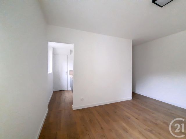 Appartement F1 à louer - 1 pièce - 20.34 m2 - REMIREMONT - 88 - LORRAINE - Century 21 Monts Et Vallées