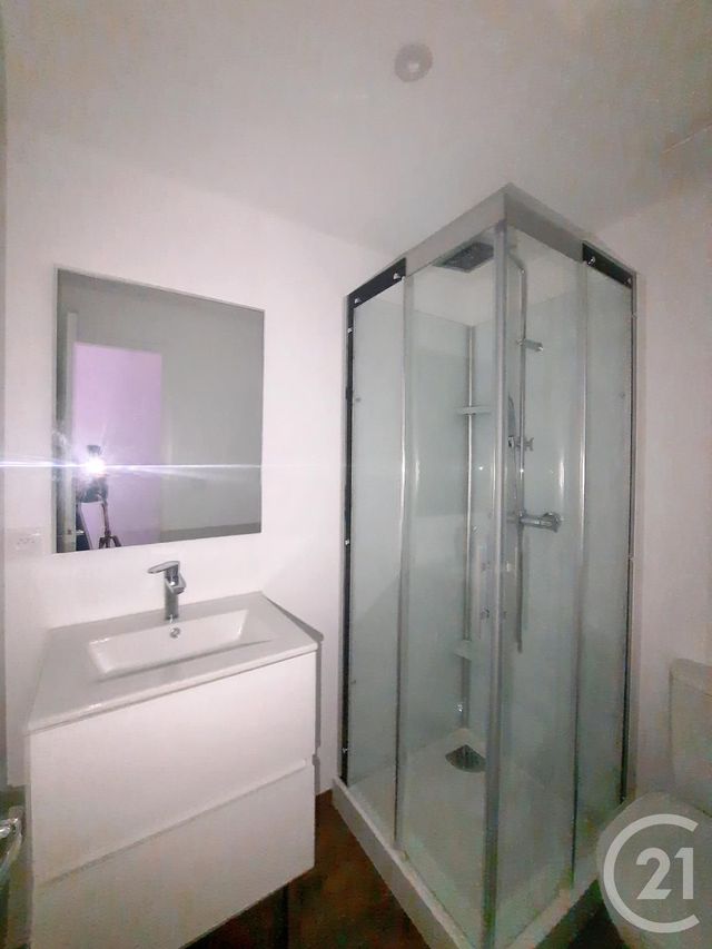 Appartement F1 à louer - 1 pièce - 20.34 m2 - REMIREMONT - 88 - LORRAINE - Century 21 Monts Et Vallées