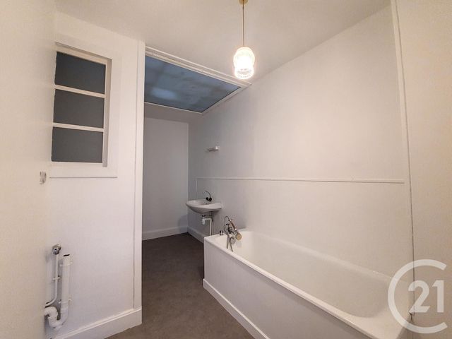 Appartement F6 à louer - 7 pièces - 182.46 m2 - REMIREMONT - 88 - LORRAINE - Century 21 Monts Et Vallées