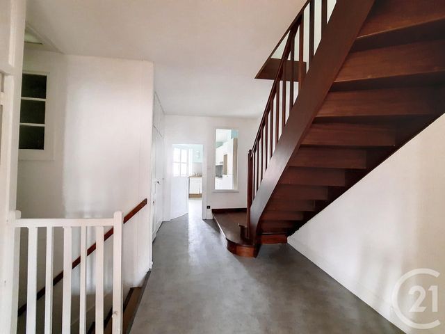 Appartement F6 à louer - 7 pièces - 182.46 m2 - REMIREMONT - 88 - LORRAINE - Century 21 Monts Et Vallées