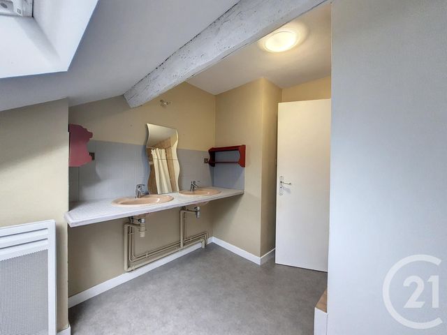 Appartement F6 à louer - 7 pièces - 182.46 m2 - REMIREMONT - 88 - LORRAINE - Century 21 Monts Et Vallées