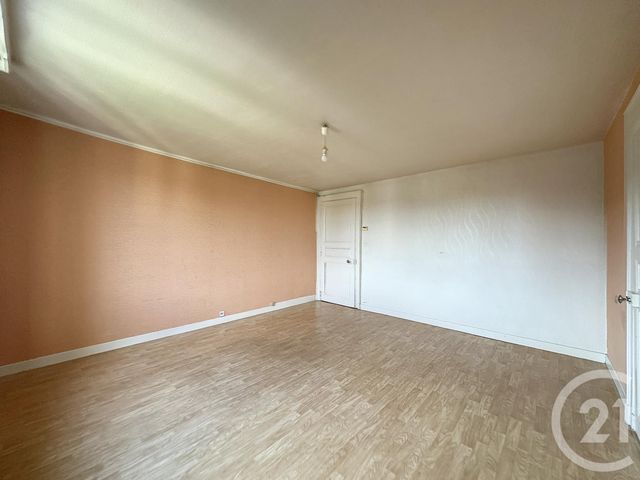 Appartement F3 à louer - 3 pièces - 74.31 m2 - REMIREMONT - 88 - LORRAINE - Century 21 Monts Et Vallées