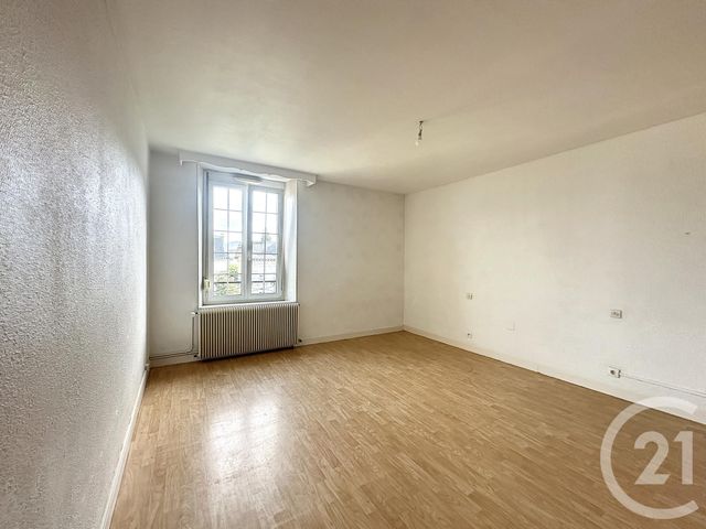 Appartement F3 à louer - 3 pièces - 74.31 m2 - REMIREMONT - 88 - LORRAINE - Century 21 Monts Et Vallées