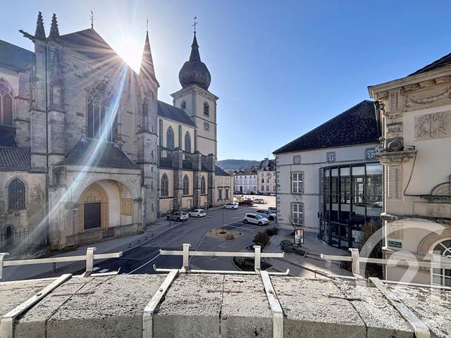 Appartement F3 à louer - 4 pièces - 102.7 m2 - REMIREMONT - 88 - LORRAINE - Century 21 Monts Et Vallées