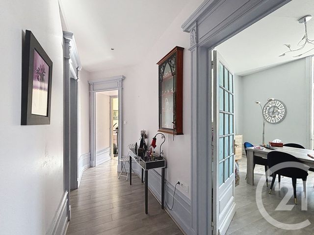 Appartement F3 à louer - 4 pièces - 102.7 m2 - REMIREMONT - 88 - LORRAINE - Century 21 Monts Et Vallées