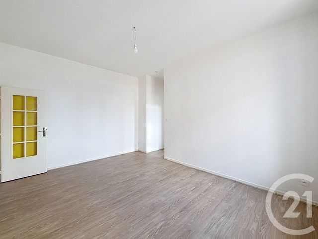 Appartement F2 à louer - 2 pièces - 46.86 m2 - REMIREMONT - 88 - LORRAINE - Century 21 Monts Et Vallées