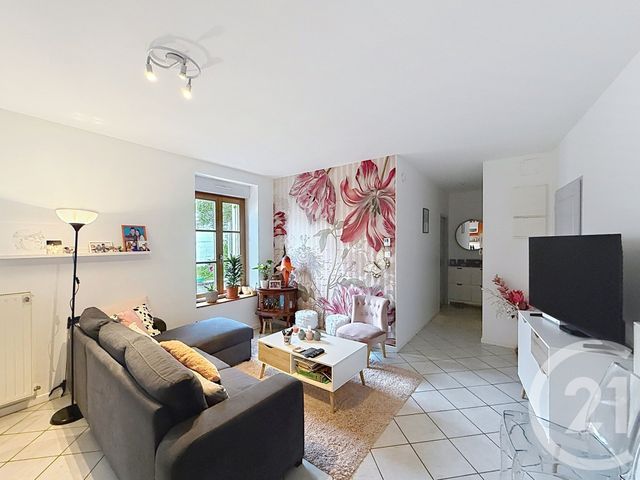 Appartement F4 à vendre - 4 pièces - 87.9 m2 - REMIREMONT - 88 - LORRAINE - Century 21 Monts Et Vallées