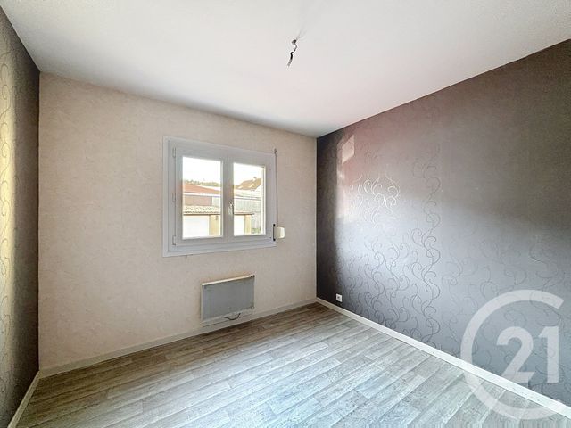 Appartement F4 à louer - 4 pièces - 66.02 m2 - ST AME - 88 - LORRAINE - Century 21 Monts Et Vallées