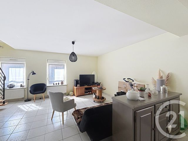 Appartement F3 à louer ELOYES