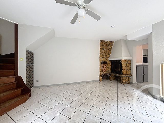 Appartement F3 à louer - 3 pièces - 72.64 m2 - REMIREMONT - 88 - LORRAINE - Century 21 Monts Et Vallées