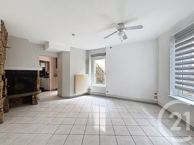 Appartement F3 à louer - 3 pièces - 72.64 m2 - REMIREMONT - 88 - LORRAINE - Century 21 Monts Et Vallées