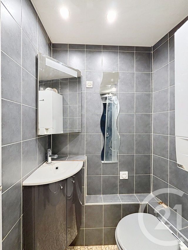 Appartement F3 à louer - 3 pièces - 72.64 m2 - REMIREMONT - 88 - LORRAINE - Century 21 Monts Et Vallées