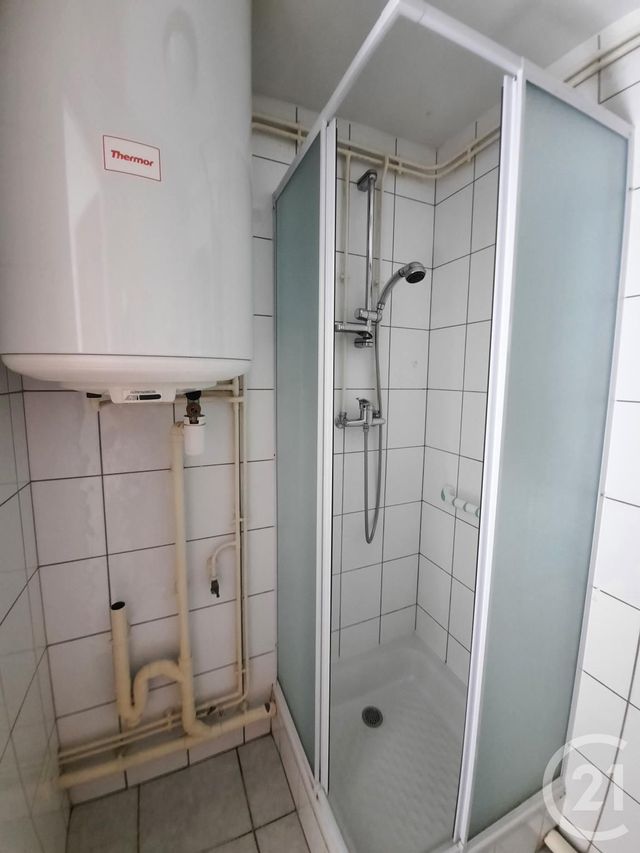 Appartement F2 à louer - 2 pièces - 27.33 m2 - REMIREMONT - 88 - LORRAINE - Century 21 Monts Et Vallées
