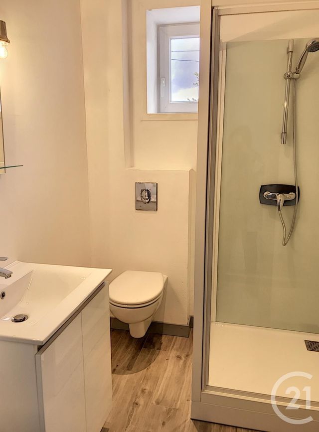 Appartement F2 à louer - 2 pièces - 39.75 m2 - REMIREMONT - 88 - LORRAINE - Century 21 Monts Et Vallées