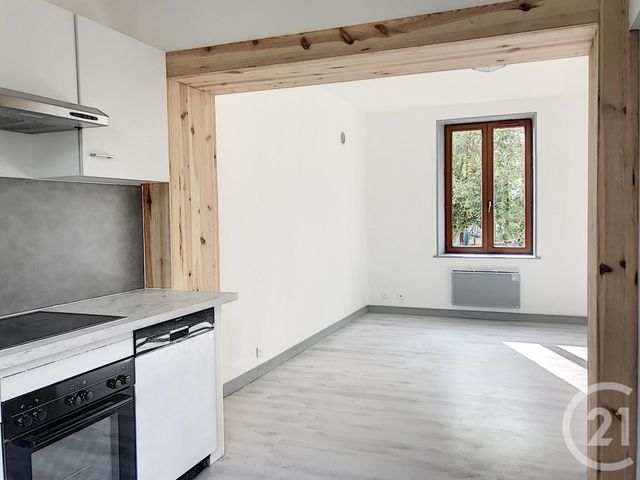 Appartement F2 à louer - 2 pièces - 39.75 m2 - REMIREMONT - 88 - LORRAINE - Century 21 Monts Et Vallées