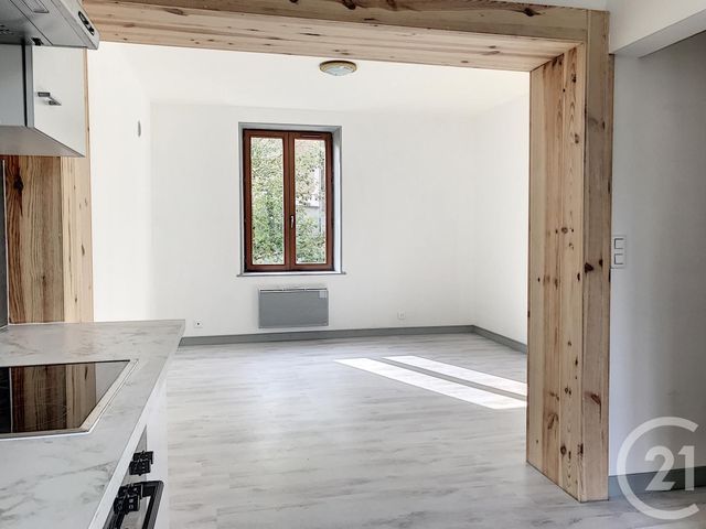 Appartement F2 à louer - 2 pièces - 39.75 m2 - REMIREMONT - 88 - LORRAINE - Century 21 Monts Et Vallées