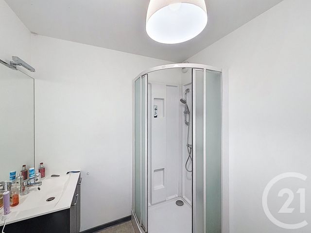 Appartement F2 à louer - 2 pièces - 38.85 m2 - REMIREMONT - 88 - LORRAINE - Century 21 Monts Et Vallées