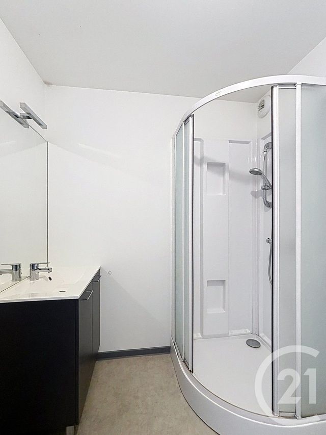 Appartement F2 à louer - 2 pièces - 38.85 m2 - REMIREMONT - 88 - LORRAINE - Century 21 Monts Et Vallées