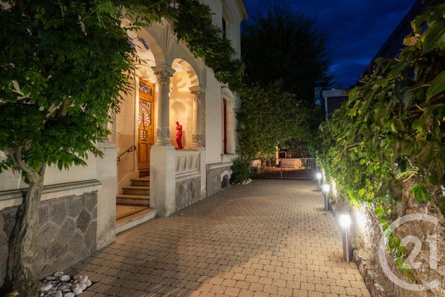 maison à vendre - 11 pièces - 355.67 m2 - REMIREMONT - 88 - LORRAINE - Century 21 Monts Et Vallées