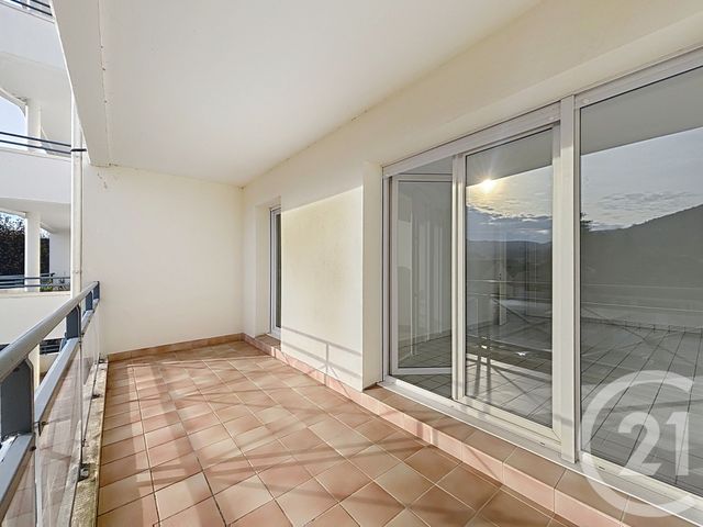 Appartement F3 à louer - 3 pièces - 70.0 m2 - REMIREMONT - 88 - LORRAINE - Century 21 Monts Et Vallées