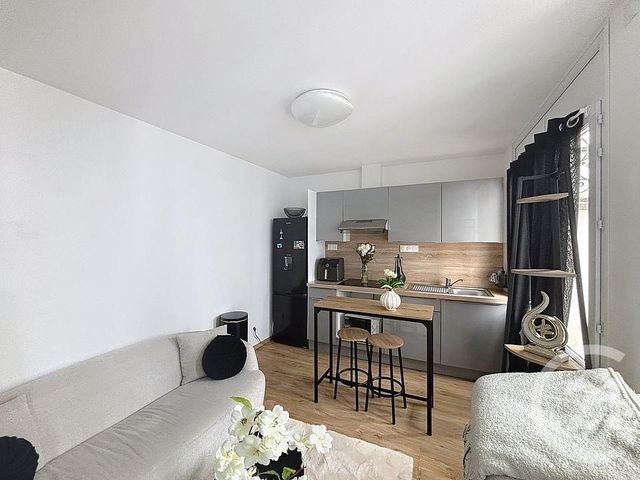 Appartement F1 à louer - 1 pièce - 32.3 m2 - EPINAL - 88 - LORRAINE - Century 21 Monts Et Vallées