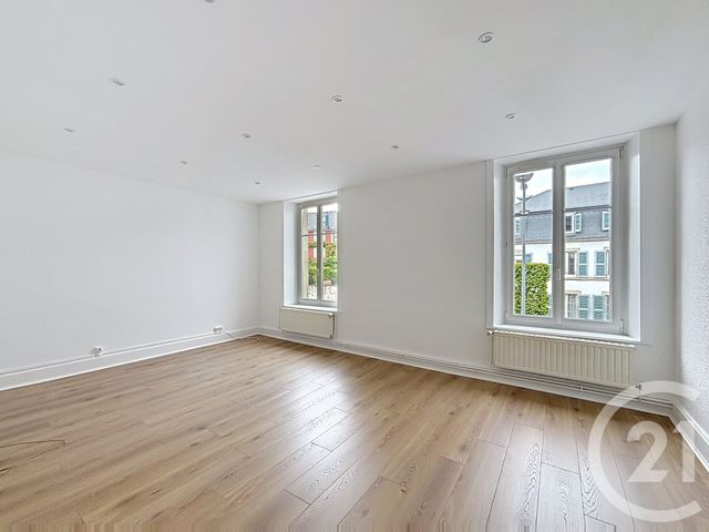 Appartement F3 à louer - 3 pièces - 78.49 m2 - REMIREMONT - 88 - LORRAINE - Century 21 Monts Et Vallées