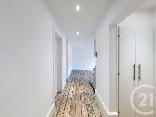 Appartement F4 à louer - 4 pièces - 79.65 m2 - REMIREMONT - 88 - LORRAINE - Century 21 Monts Et Vallées