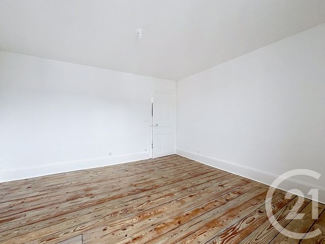 Appartement F4 à louer - 4 pièces - 79.65 m2 - REMIREMONT - 88 - LORRAINE - Century 21 Monts Et Vallées