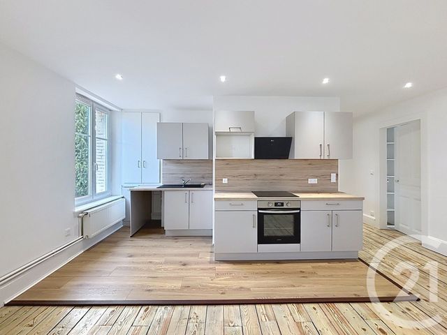 Appartement F4 à louer - 4 pièces - 79.65 m2 - REMIREMONT - 88 - LORRAINE - Century 21 Monts Et Vallées